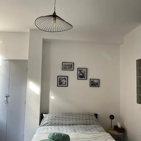 Au Pied Du Chateau Lourdes